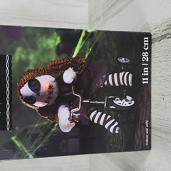 Ashland Michael's animated rag doll on tricycle spooky voice and sound NEW - Picture 3 of 4